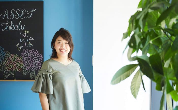 社員インタビュー サムネイル “人見知り女子”が、転職先の不動産会社で新店長に抜擢されるまで 2020-10-25T15:00:00.000Z